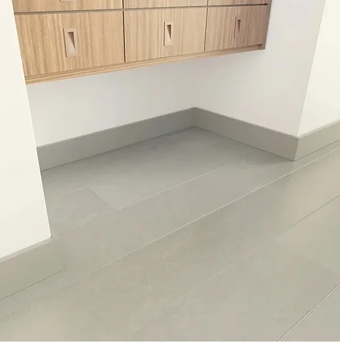 Плинтус NMC Wallstyl FD2S (110х15х2000 мм) в Перми