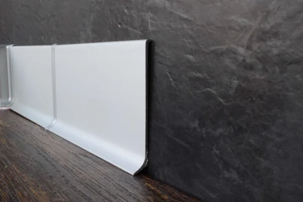 Алюминиевый плинтус ЭлитПроф Анодированный Плоский (100х11х2500 мм) в Перми