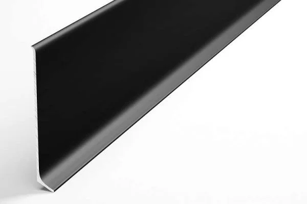 Алюминиевый плинтус Bonkeel ПЛ100 515л Черный (95,1х11,2х2500мм) в Перми