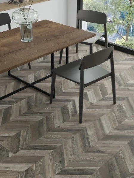 Ламинат Egger PRO 8/33 4V Large Дуб Кестинкорт Шоколад левая EPL240F4CL в Перми