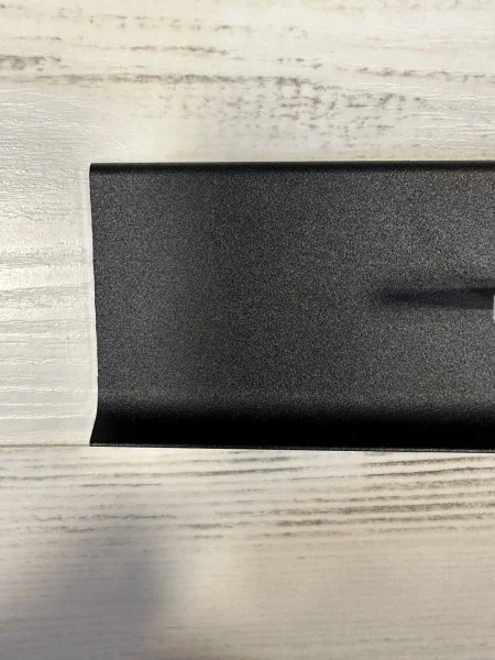 Алюминиевый плинтус Bonkeel ПЛ80 515л Черный (78,5х11,2х2500мм) в Перми