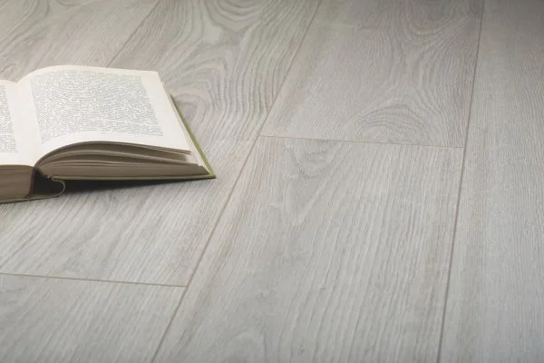 Ламинат Kronopol Platinium Milo Aqua Block 3034 Ferrara Oak в Перми