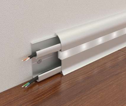 Алюминиевый плинтус Fezard с подсветкой Серебро 65х24х2,5м в #REGION_NAME_DECLINE_PP#